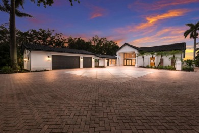 Beach Home For Sale in Bradenton, Florida