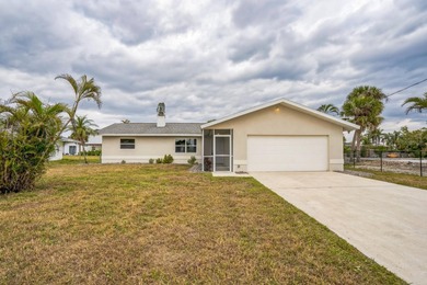 Beach Home For Sale in Fort Myers, Florida