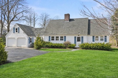 Beach Home For Sale in West Islip, New York