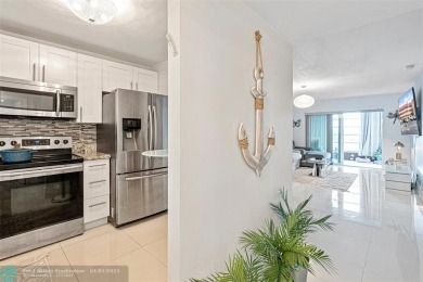 Beach Condo For Sale in Sunrise, Florida