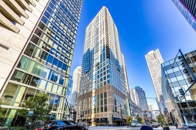 Beach Condo Active Under Contract in Chicago, Illinois