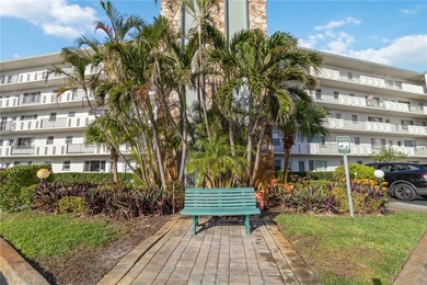 Beach Condo For Sale in Bradenton, Florida