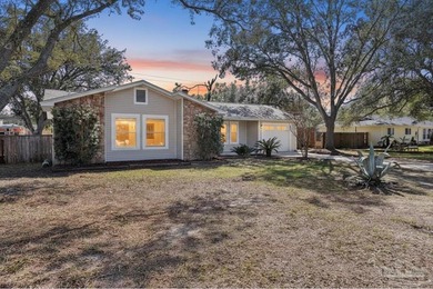 Beach Home For Sale in Gulf Breeze, Florida