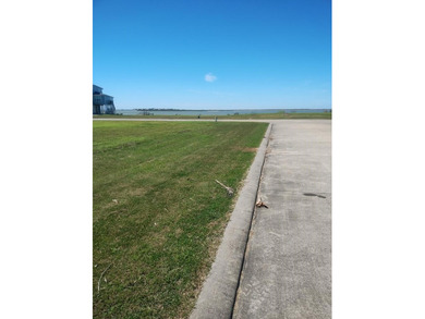 Beach Lot For Sale in Palacios, Texas