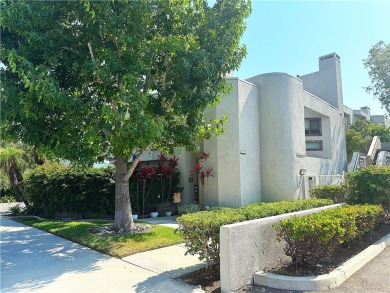 Beach Condo Sale Pending in Seal Beach, California