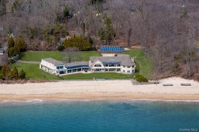 Beach Home For Sale in Northport, New York