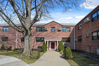 Beach Home For Sale in Howard Beach, New York
