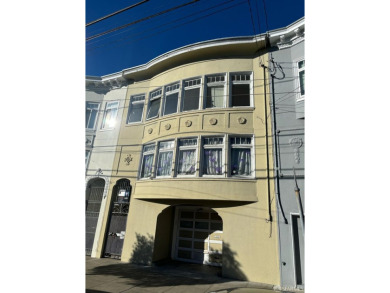 Beach Townhome/Townhouse For Sale in San Francisco, California