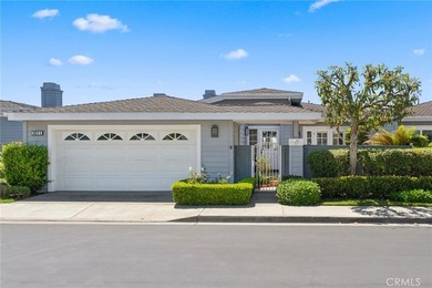 Beach Condo For Sale in Corona Del Mar, California