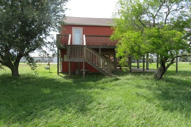 Beach Home For Sale in Palacios, Texas