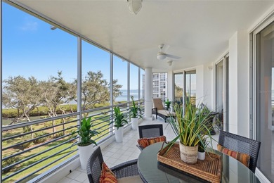 Beach Condo For Sale in Longboat Key, Florida