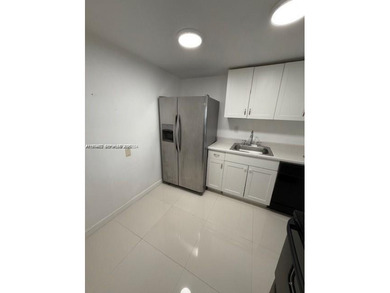 Beach Condo For Sale in Hallandale Beach, Florida