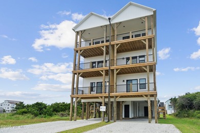 Beach Townhome/Townhouse For Sale in North Topsail Beach, North Carolina