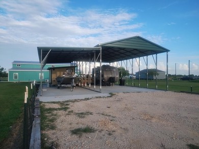 Beach Lot For Sale in Palacios, Texas