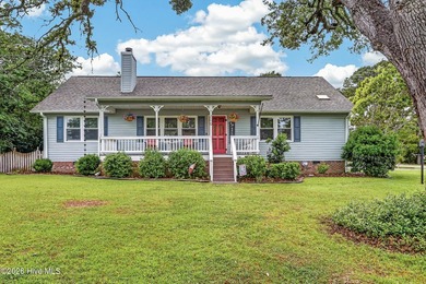 Beach Home For Sale in Swansboro, North Carolina