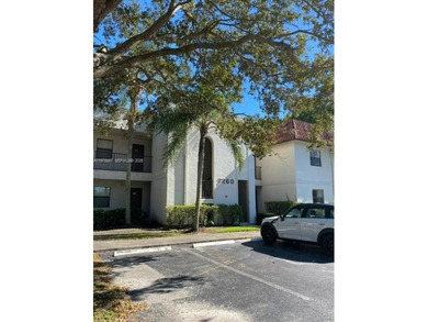 Beach Condo For Sale in Tamarac, Florida