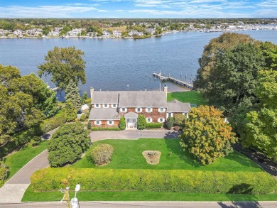 Beach Home For Sale in Great River, New York