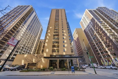 Beach Condo Active Under Contract in Chicago, Illinois