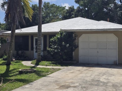 Beach Home For Sale in Fort Pierce, Florida