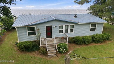 Beach Home For Sale in Columbia, North Carolina