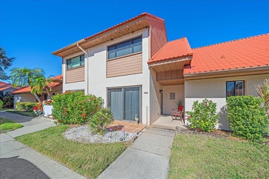 Beach Townhome/Townhouse For Sale in Sarasota, Florida