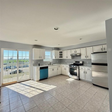 Beach Home For Sale in Rockaway Beach, New York