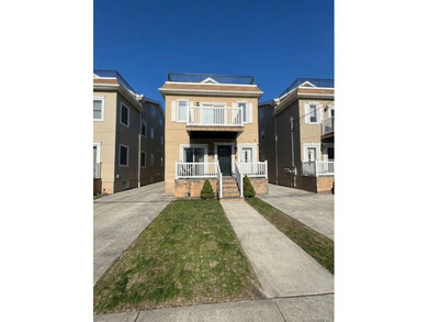 Beach Condo For Sale in Rockaway Park, New York