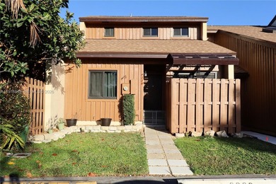 Beach Condo For Sale in Cooper City, Florida