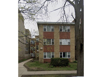 Beach Condo For Sale in Chicago, Illinois