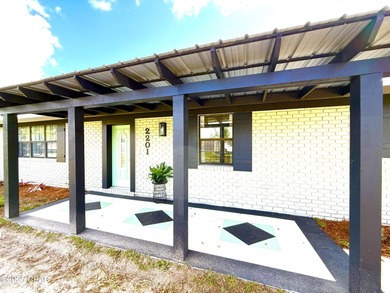 Beach Home For Sale in Panama City, Florida