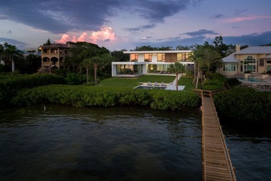 Beach Home For Sale in Sarasota, Florida