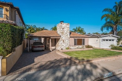 Beach Home For Sale in Manhattan Beach, California