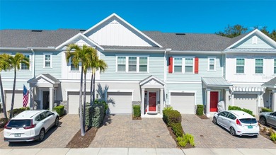 Beach Townhome/Townhouse Sale Pending in Dunedin, Florida
