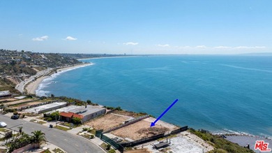 Beach Lot For Sale in Malibu, California