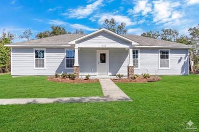 Beach Home For Sale in Gulf Breeze, Florida