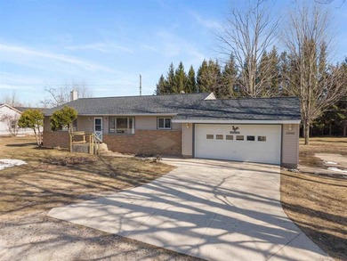 Beach Home For Sale in Charlevoix, Michigan