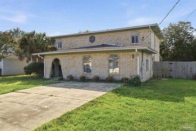 Beach Home For Sale in Gulf Breeze, Florida