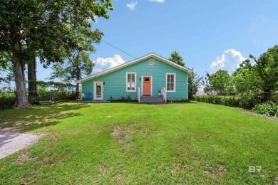Beach Home For Sale in Mobile, Alabama