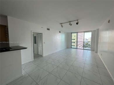 Beach Condo For Sale in Miami, Florida