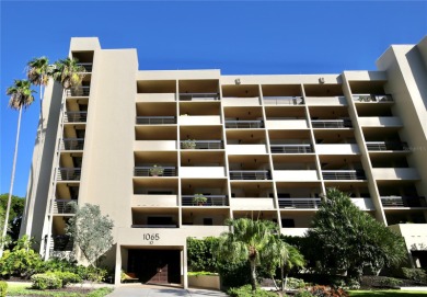 Rare one of a kind condo in building 10 at BEACHPLACE. This - Beach Condo for sale in Longboat Key, Florida on Beachhouse.com