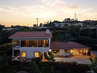 Beach Home For Sale in Rancho Palos Verdes, California