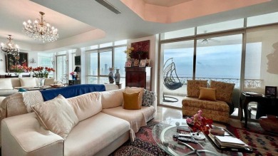 Beach Home For Sale in Panama City,