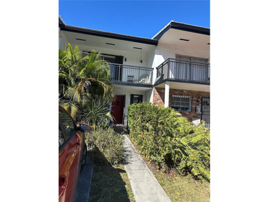 Beach Townhome/Townhouse For Sale in North Miami, Florida