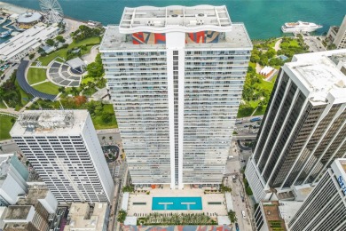 Beach Condo For Sale in Miami, Florida