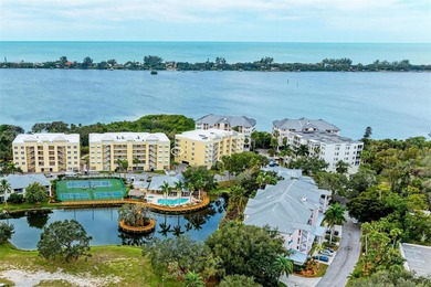 Beach Condo For Sale in Osprey, Florida