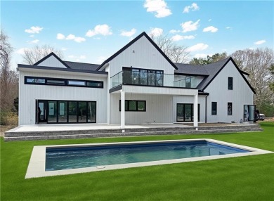 Beach Home For Sale in Narragansett, Rhode Island