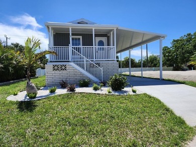 Beach Home For Sale in Nokomis, Florida