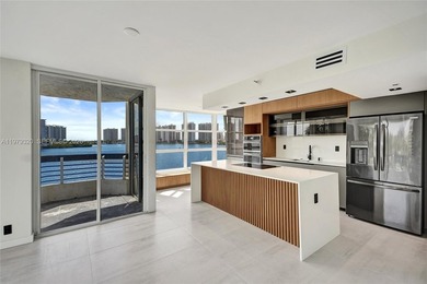 Beach Condo For Sale in Aventura, Florida