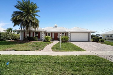 Beach Home For Sale in Boca Raton, Florida