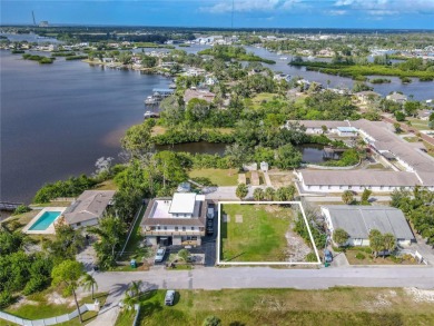 Beach Lot For Sale in Tarpon Springs, Florida